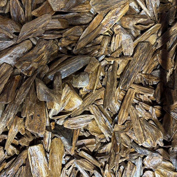 Agarwood Indonesia 61002 (0543)